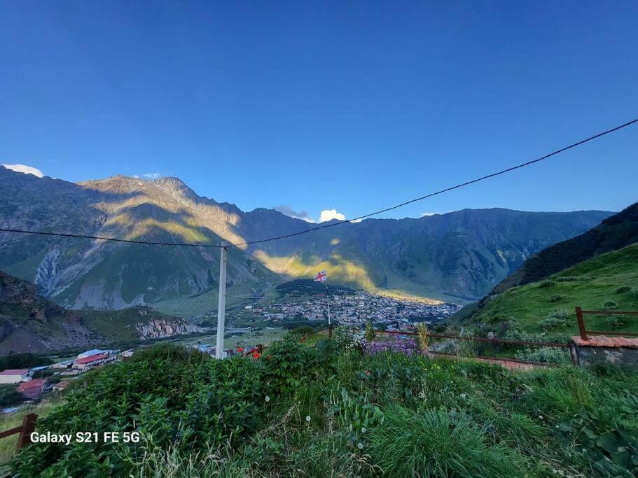 Peak House Villa Kazbegi Eksteriør billede